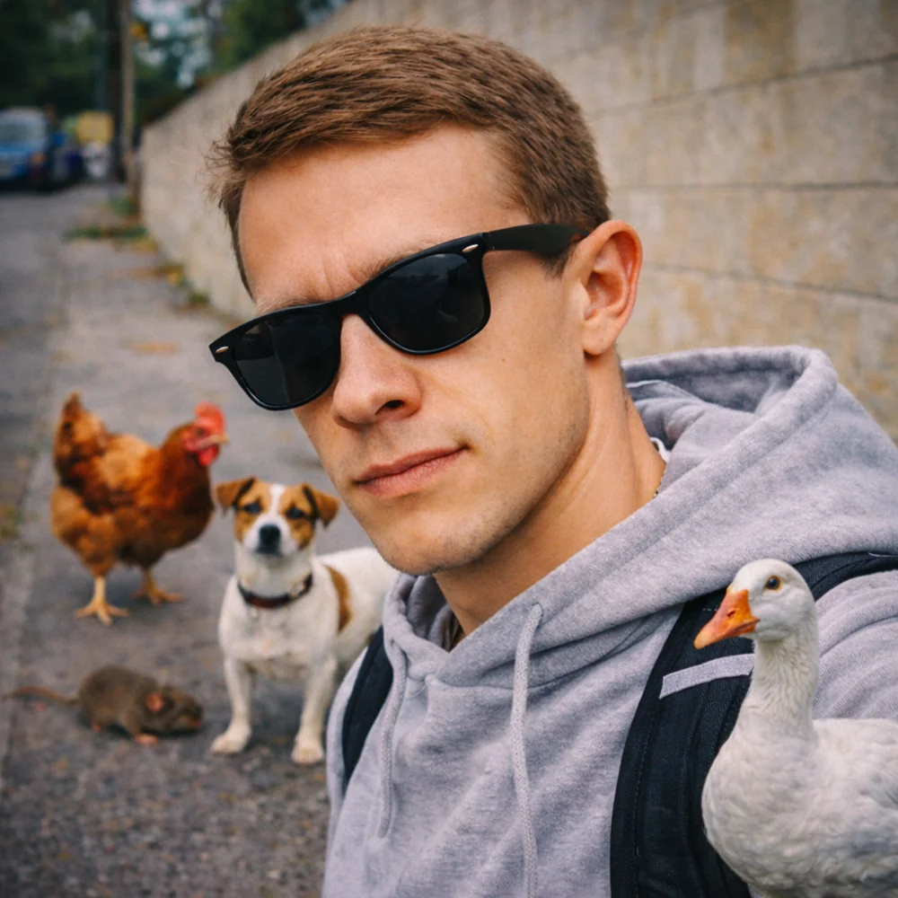 Aurimas Savickas with sunglasses, Rocky, a chicken and a goose